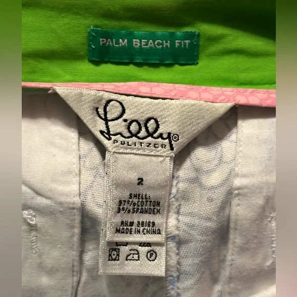 *FINAL PRICE* Lilly Pulitzer Palm Beach Fit Blue and White Floral Shorts - Picture 7 of 9